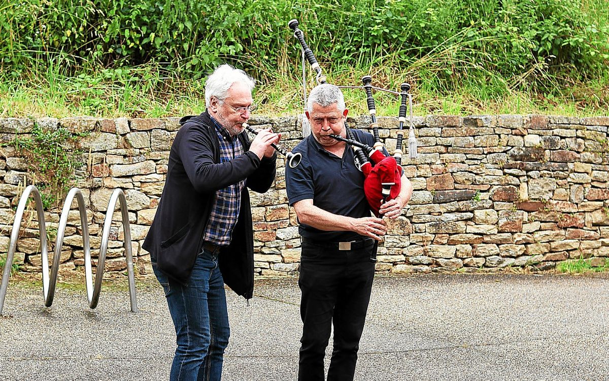 À Concarneau, les concours du Fest Bro Aven ont eu lieu sous la pluie