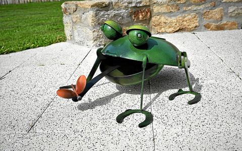 Roger Louet a construit une vingtaine de sculptures en métal qu’il expose chez lui et dans son jardin, à Ergué-Gabéric.