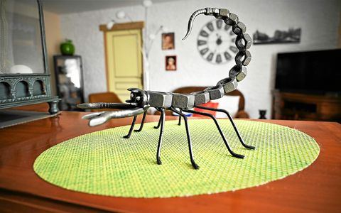Roger Louet a construit une vingtaine de sculptures en métal qu’il expose chez lui et dans son jardin, à Ergué-Gabéric.