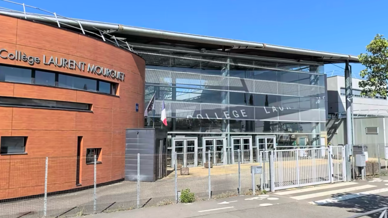 un collège privé d’installations sportives pendant une semaine près de Lyon