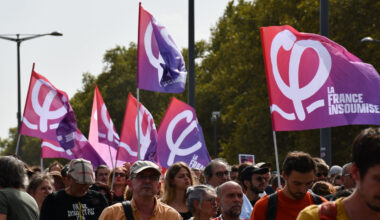 "Ne repassez jamais ici, la France Insoumise on la baise"
