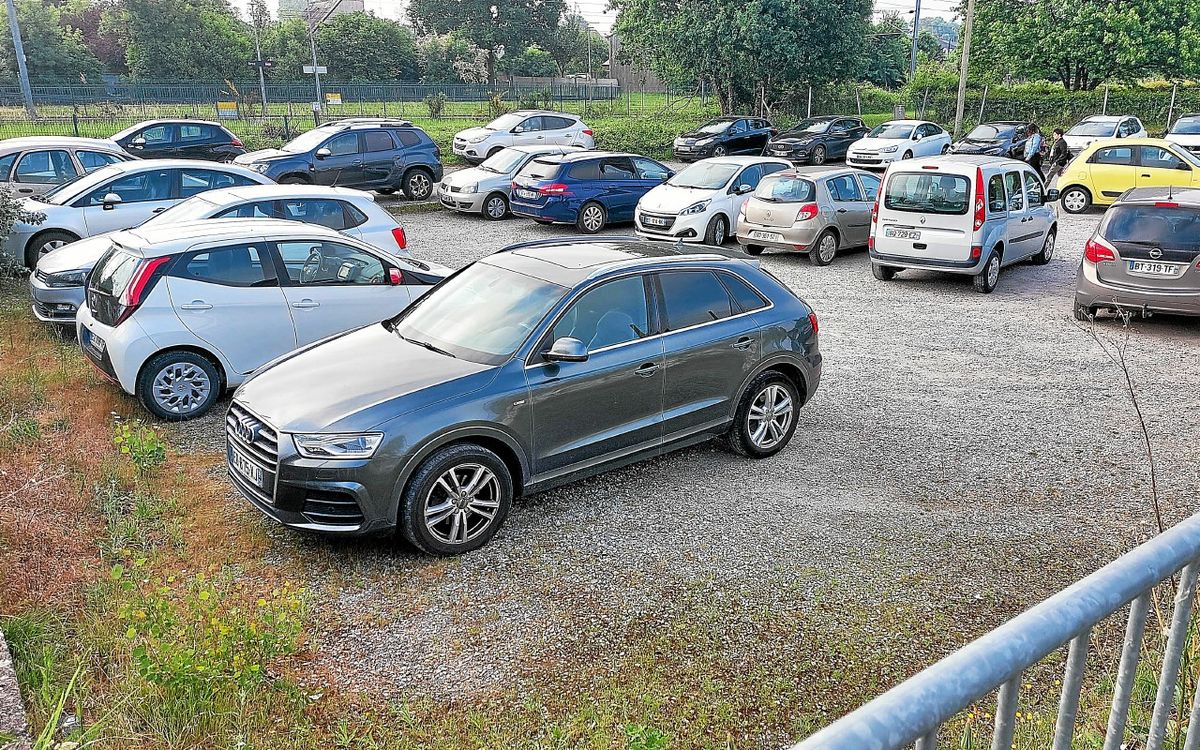 « Ça devient ingérable » : près de Rennes, le parking de cette gare victime du succès du train