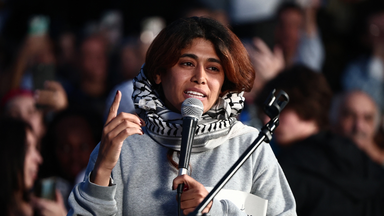 de retour en France, Rima Hassan promet "autant de bateaux que nécessaire" face au blocus