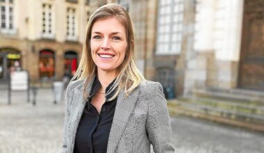 « Partir divisés serait une erreur funeste » : Carole Gandon tend la main à LR pour s’unir aux municipales à Rennes