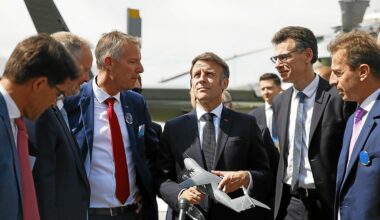 Au Salon du Bourget, Emmanuel Macron appelle l’Europe à reconquérir l’espace « à marche forcée »