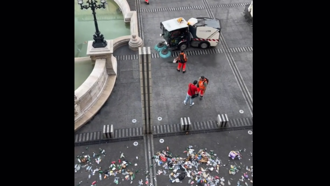 les rues de Lyon très sales après la Fête de la Musique