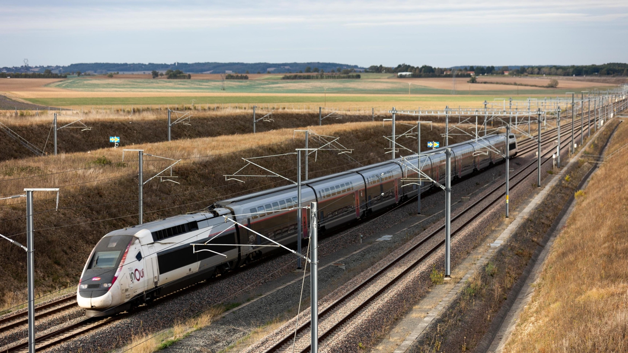 Un vol de câbles perturbe "fortement" la circulation des TGV à Lille
