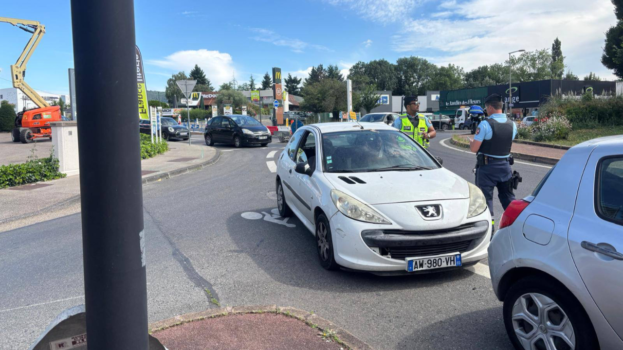 les gendarmes utilisent une technique imparable qui surprend des dizaines d’automobilistes