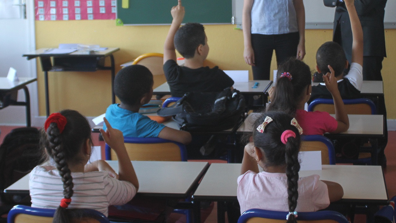 l’académie de Lyon permet aux élèves de rester chez eux