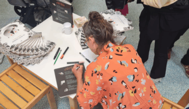 Des centaines de livres jeunesse distribués aux familles dans la Métropole de Lyon