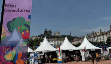 Lyon : les Fêtes consulaires se déroulent sur la place Bellecour ce week-end 