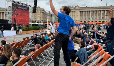 « Elle est géniale la petite Boisson ! » : place de la Concorde, la victoire française sur écrans géants