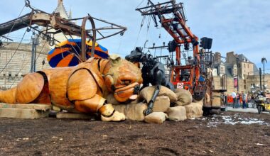 la compagnie de théâtre de rue revient avec un nouveau spectacle
