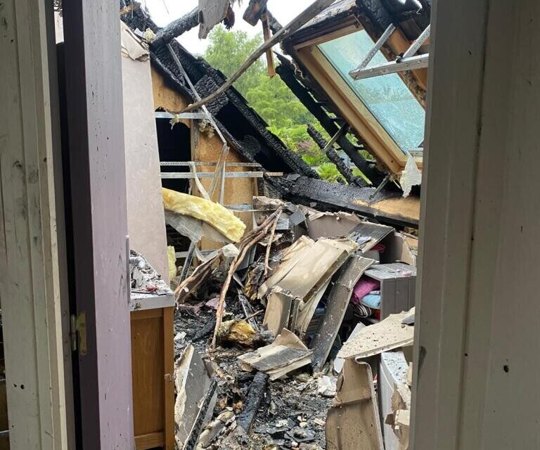 A l'étage, tout a été détruit.