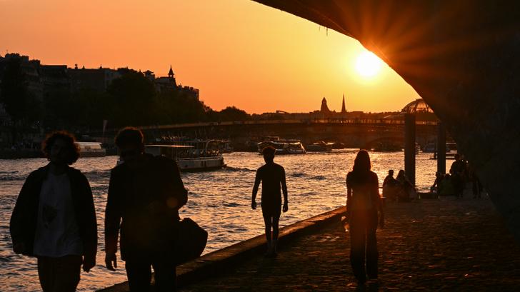 Un nouveau pic de chaleur attendu dans l’Hexagone cette semaine après un week-end du 21 et 22 juin étouffant. (Photo d’illustration prise à Paris)