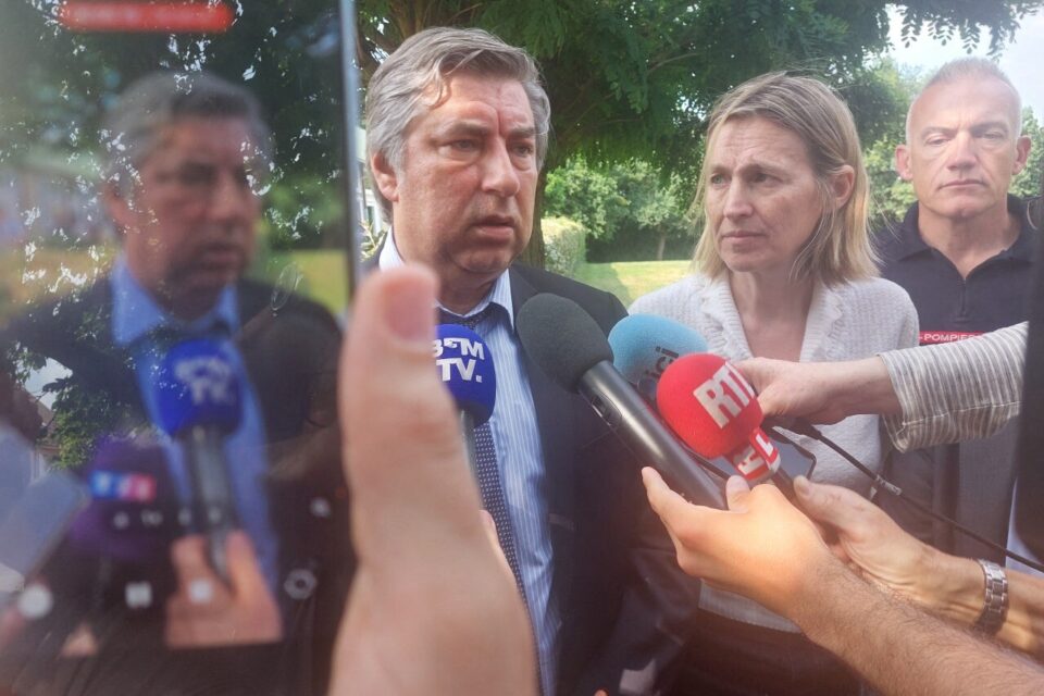 L'ambassadeur d'Ukraine s'est rendu au chevet des blessés les plus légers après l'accident de bus en Sarthe.