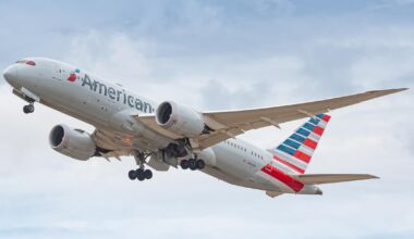 un Boeing 787 Dreamliner, identique à celui de l’accident, a réalisé quatre atterrissages d’urgence