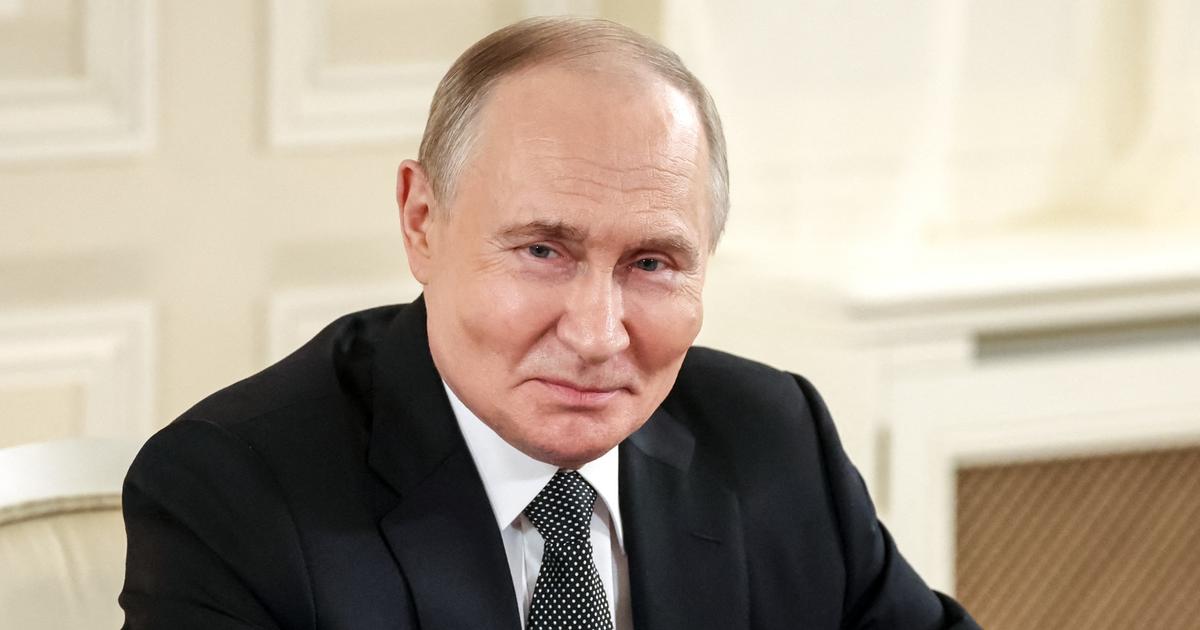 Vladimir Poutine se dit prêt à rencontrer Volodymyr Zelensky à la fin des négociations