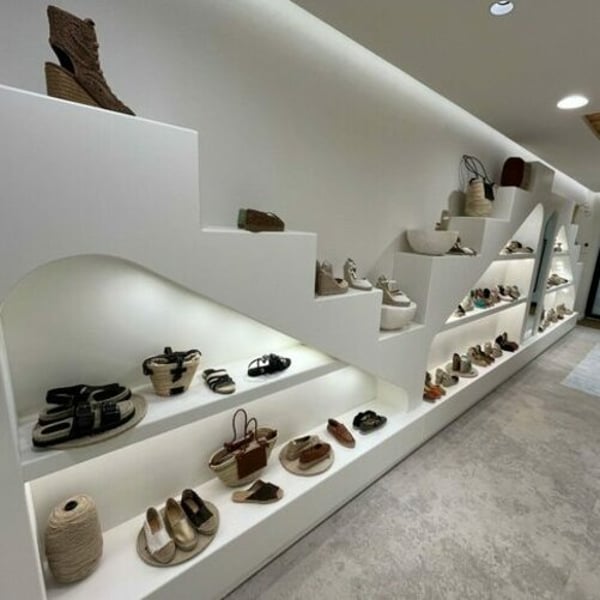 Castañer rouvre les portes de sa boutique phare à Paris