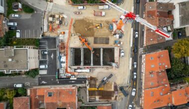 à Toulouse, la terre du métro est transformée en briques pour construire 10.000 maisons