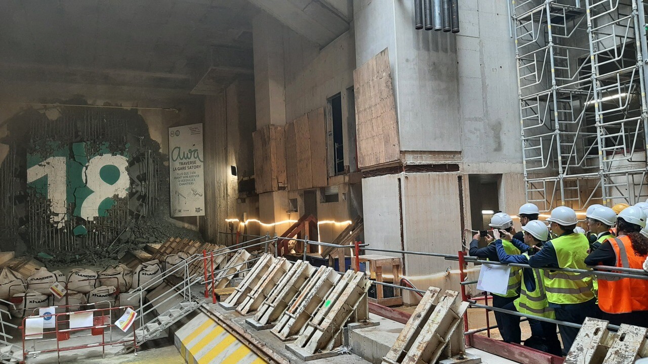 Awa, le tunnelier de la ligne 18 du métro du Grand Paris, est arrivé à Versailles