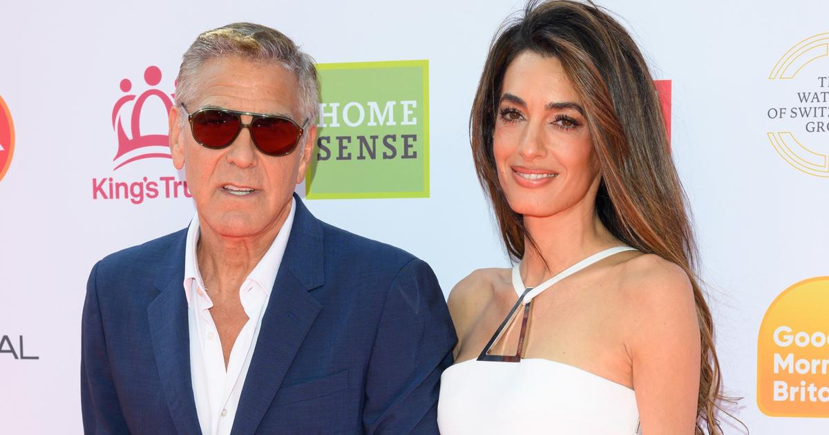 Col halter et robe fendue, l’apparition sensuelle et immaculée d’Amal Clooney