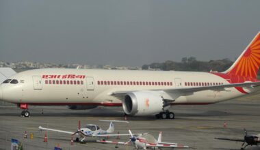 un avion à destination de l’Angleterre s'est écrasé après son décollage à Ahmedabad