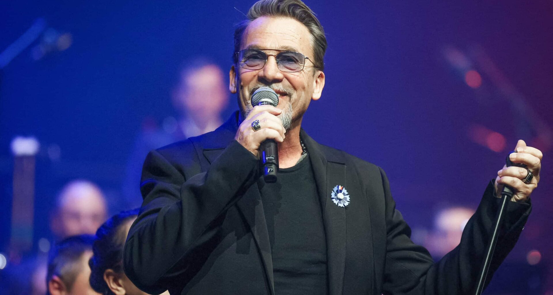 Florent Pagny "lucide" sur son cancer : il a déjà tout prévu pour 2025, et prévient "sinon je ne serais pas là"