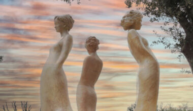 Saint-Jean-Cap-Ferrat. Les Demoiselles de Jean-Philippe Richard...