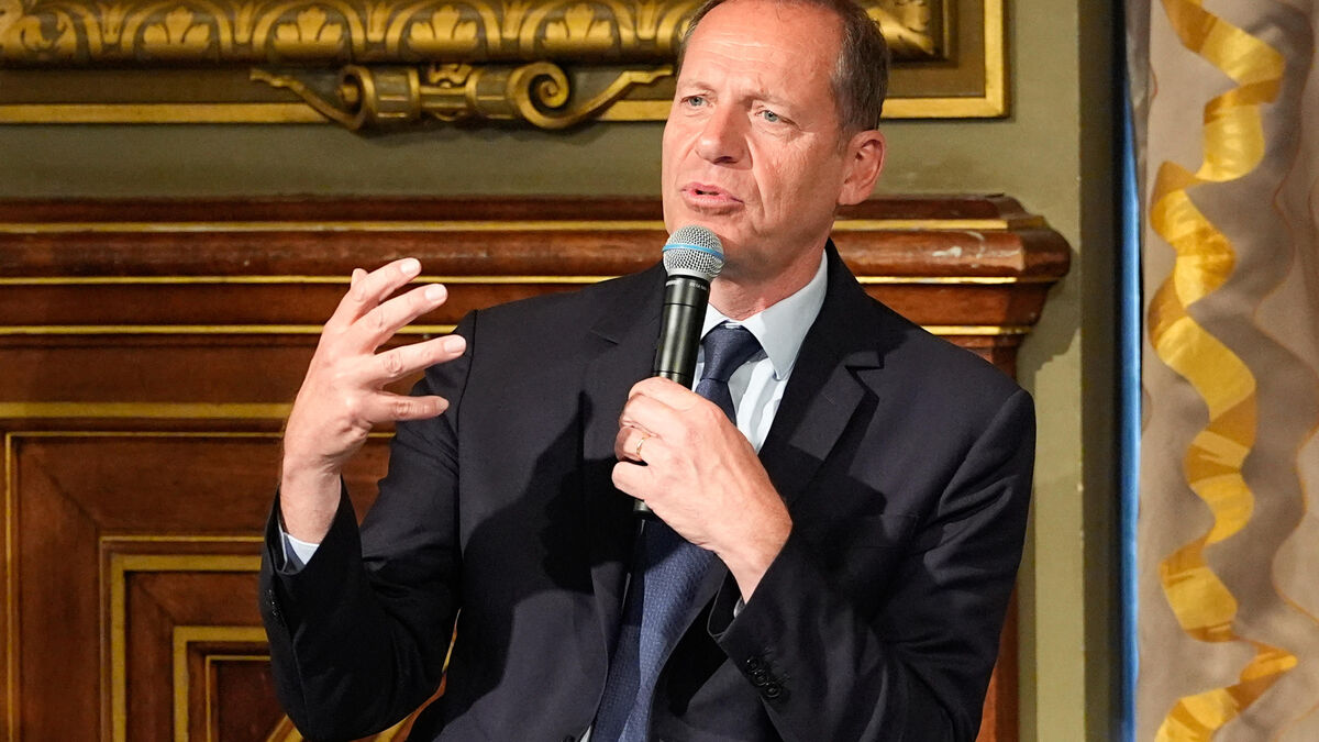 Tour de France 2025 : Christian Prudhomme va jouer dans la série « Un si grand soleil »