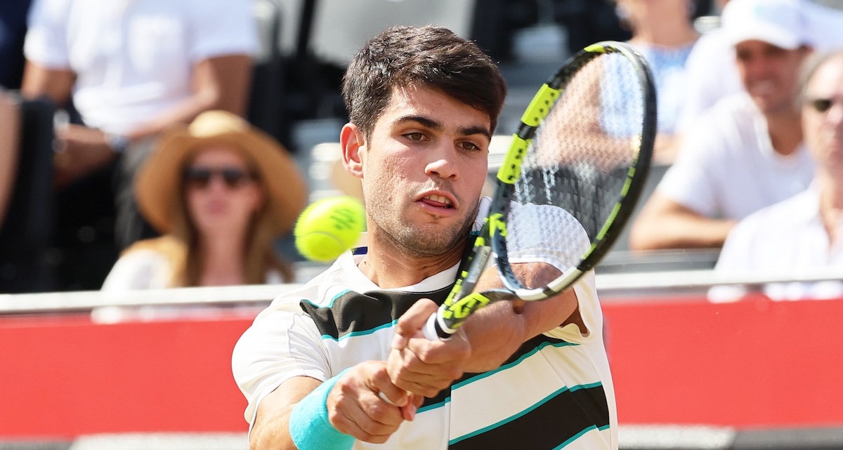 ATP - Queen's > Carlos Alcaraz, après avoir eu très chaud contre Jaume Munar : "3h30 de match, étions-nous sur terre battue ?"
