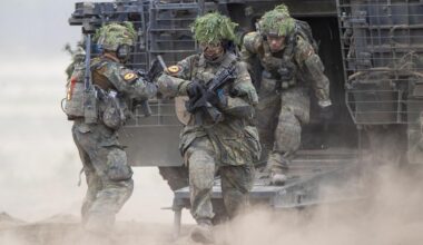 L'opinion publique allemande redécouvre son armée fédérale à la faveur du réarmement engagé