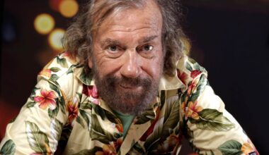 Antoine : le chanteur évoque sa fortune, gare à ceux qui pensent qu’il lézarde au soleil