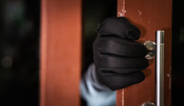 Paris : les cambrioleurs séquestrent l’employée de maison et repartent avec près de 150 000 euros de butin