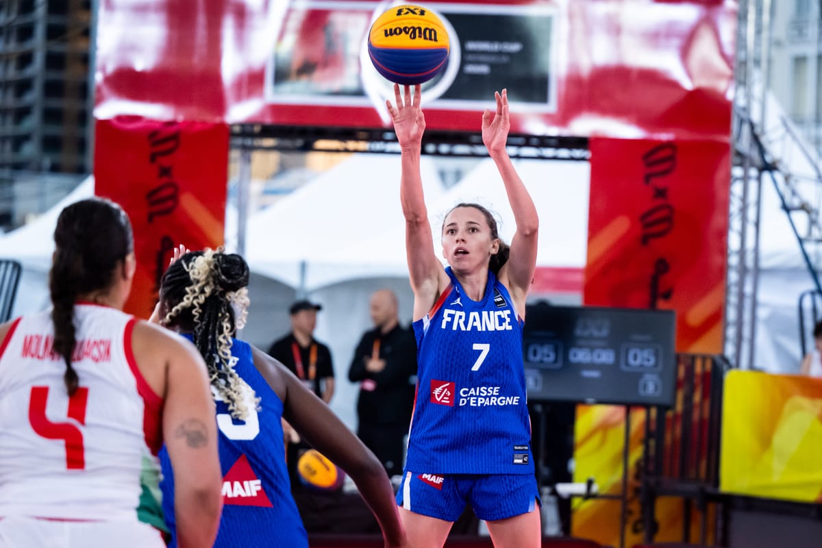 Les Bleues filent en quarts