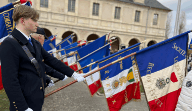 SAINT-ÉTIENNE CULTIVE LA MÉMOIRE : UNE ÉCOLE POUR FORMER LES PORTES-DRAPEAUX