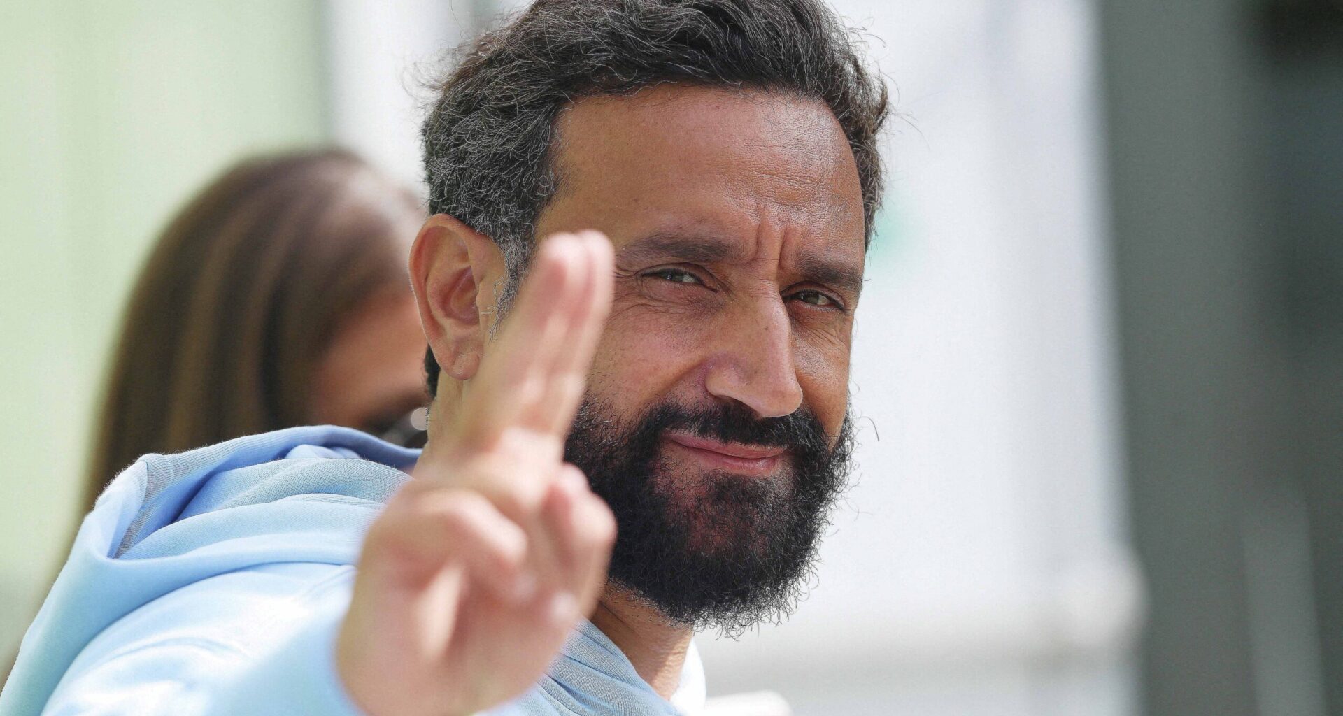 Cyril Hanouna : anesthésie générale pour une opération avant la rentrée, ce qu’il a fait de complètement fou à la sortie
