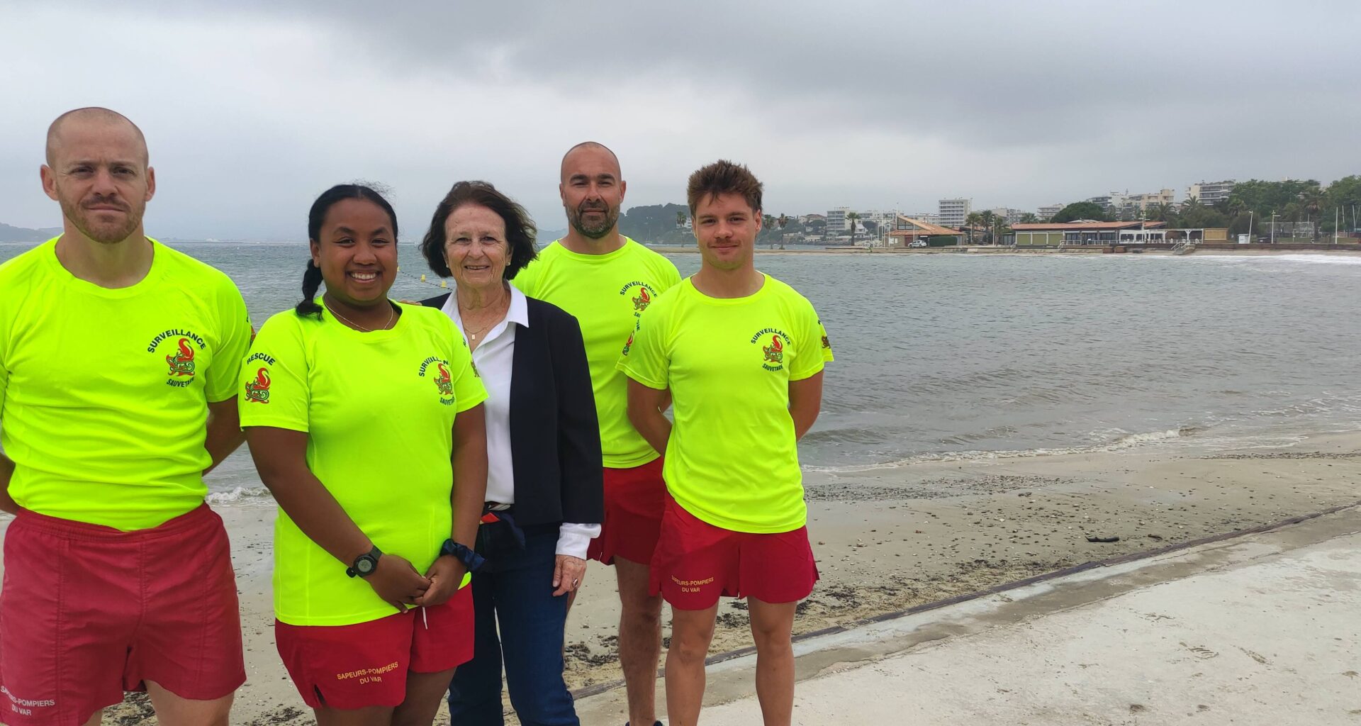 C'est nouveau: des drapeaux jaunes et rouges pour sécuriser la baignade à Toulon