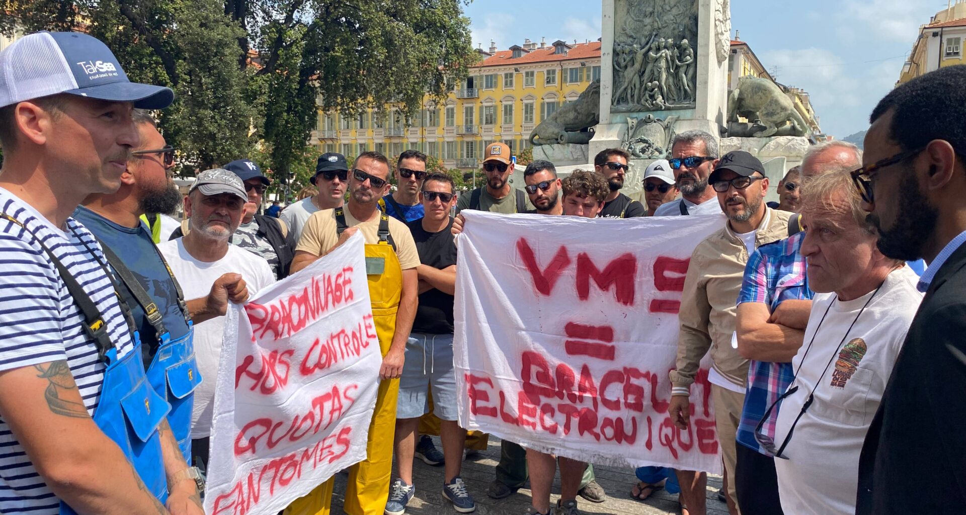 "On veut sauver notre métier": les pêcheurs ont profité du Sommet de l'océan Unoc pour manifester ce lundi à Nice