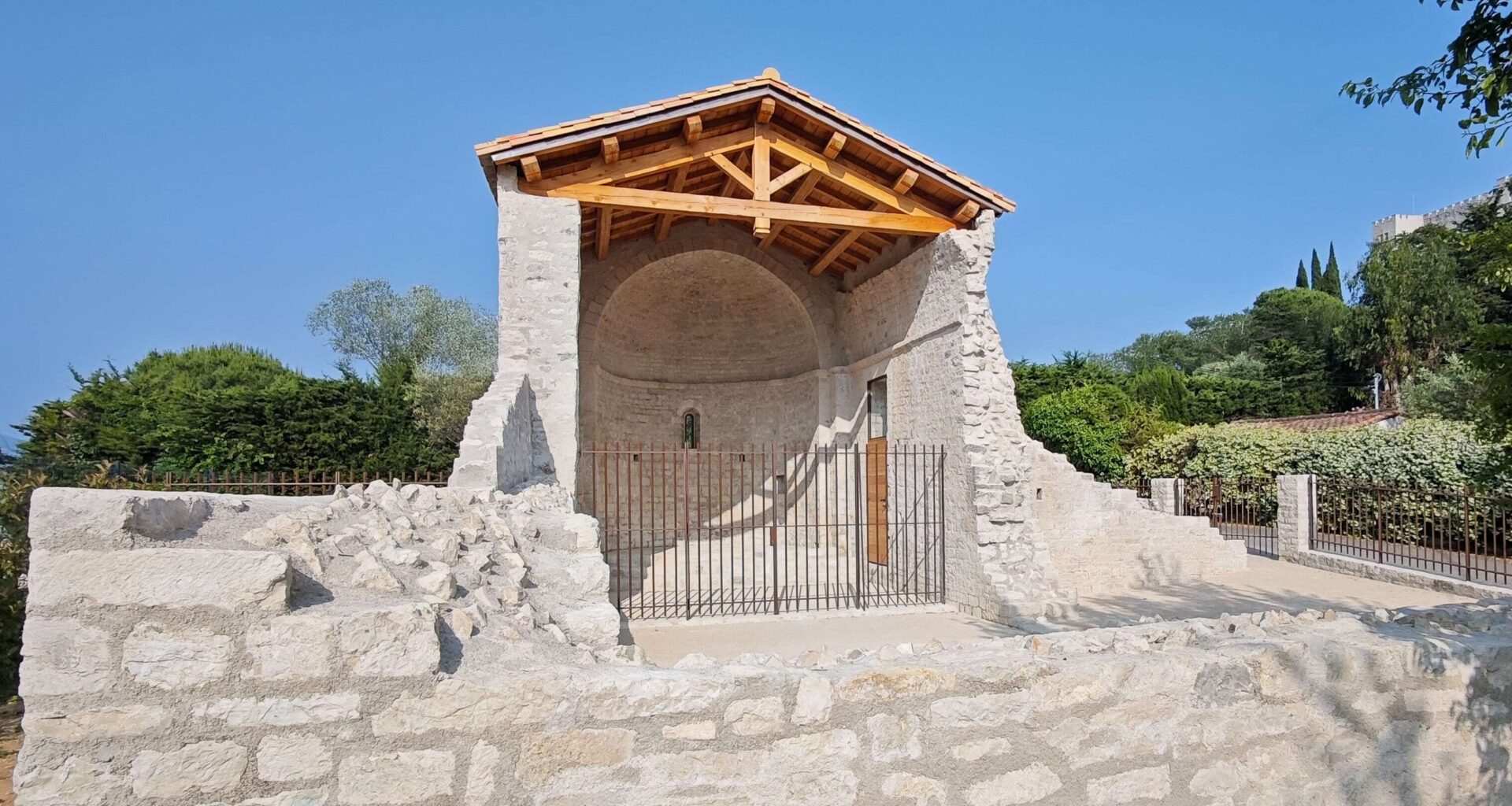 "Lui redonner l’éclat qu’elle mérite": rénovée, la chapelle San Pèire de Saint-Jeannet sera inaugurée ce samedi 14 juin