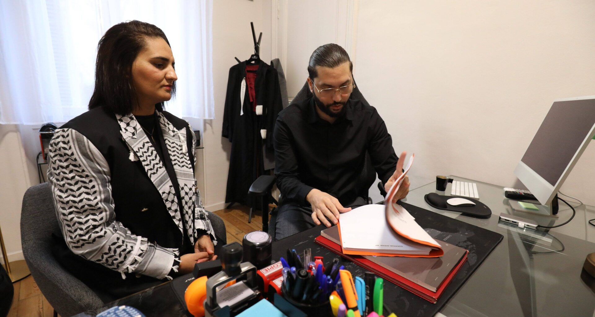 Apologie du terrorisme: la peine de la militante niçoise propalestinienne Amira Zaiter divisée par deux