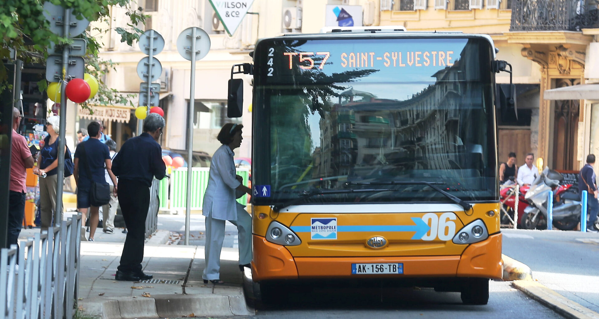 Bus et trams gratuits pour les moins de 11 ans dès le 1er juillet dans la Métropole Nice Côte d’Azur: on vous explique comment en bénéficier