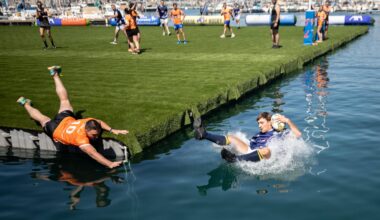 Le "waterugby" convertit l’essai sur le port de Toulon