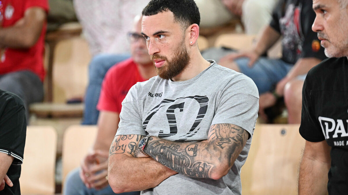 Basket : Monaco suspend Mike James