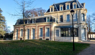 À Sathonay-Village, près de Lyon, les habitants sont appelés à élire un quatrième maire en cinq ans !