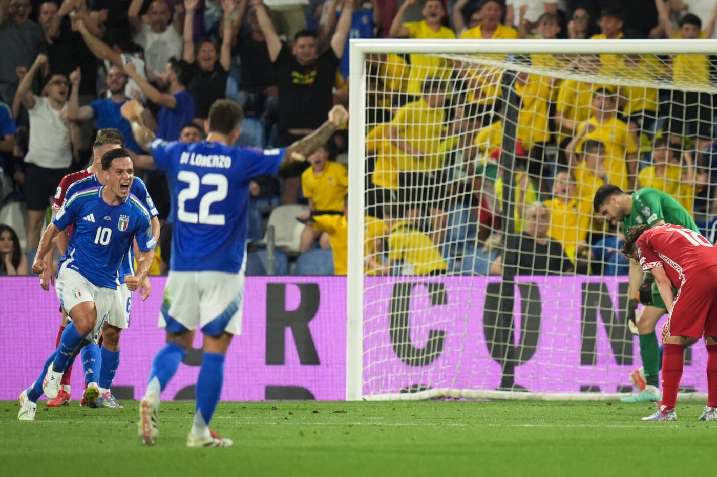 L’Italie se rassure en qualifications du Mondial 2026 - Mondial 2026 - Qualifs - Résumé
