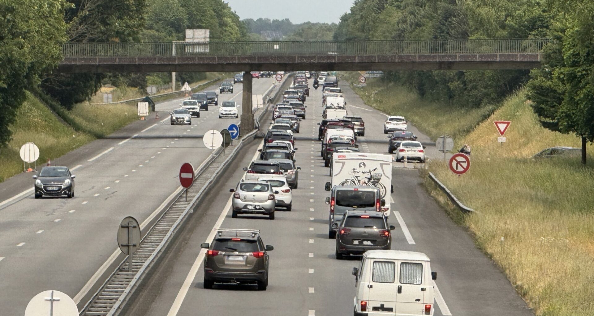 Circulation. Accident entre deux poids lourds : la RN 24 coupée à Plélan-le Grand