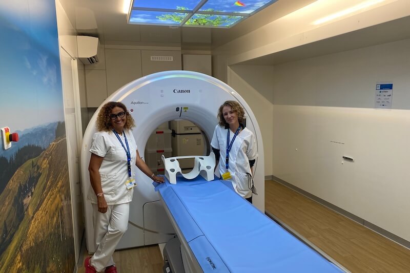 Inauguration du Pneumobile par Yannick Neuder, le ministre de la santé, le 6 juin 2025 à l'hôpital Lyon-Sud.