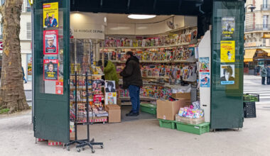 L’emploi de journalistes professionnels par un média doit rester une condition d’obtention des aides publiques à la presse – Libération