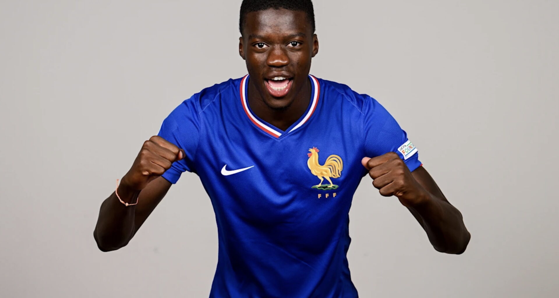 RC Strasbourg. Ce que la vente de Mamadou Sarr doit aussi rapporter à l'OL et au RC Lens